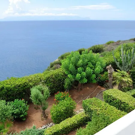 Linda, Exceptional Sea-view Villa