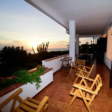 Linda, Exceptional Sea-view * Terrasini