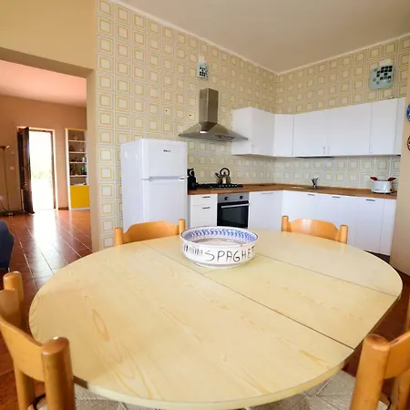Linda, Exceptional Sea-view Villa *