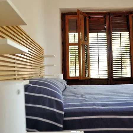 Linda, Exceptional Sea-view Villa